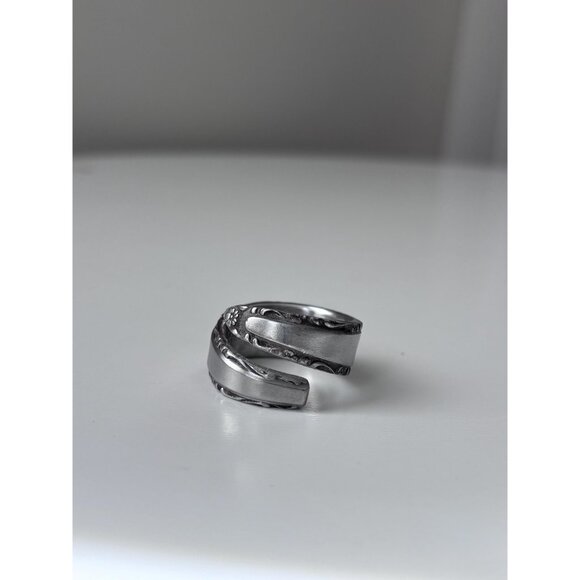 Handmade Rose Spoon Ring - Size 9.5 Floral Silverware Wrap Band Silver - Picture 6 of 8